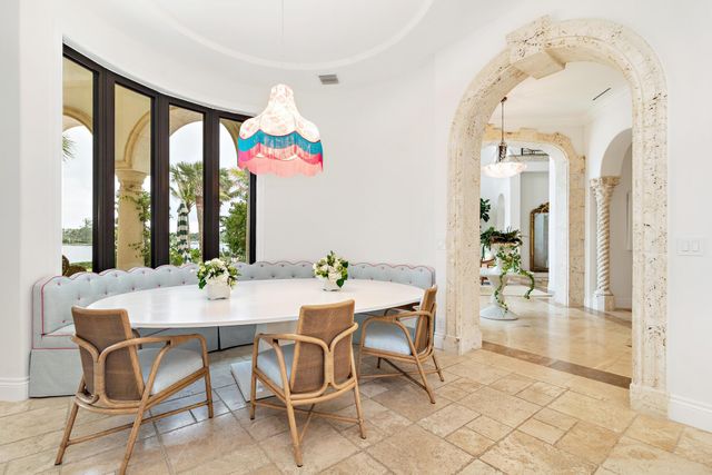 1520 Paslay Place, Manalapan, FL 33462