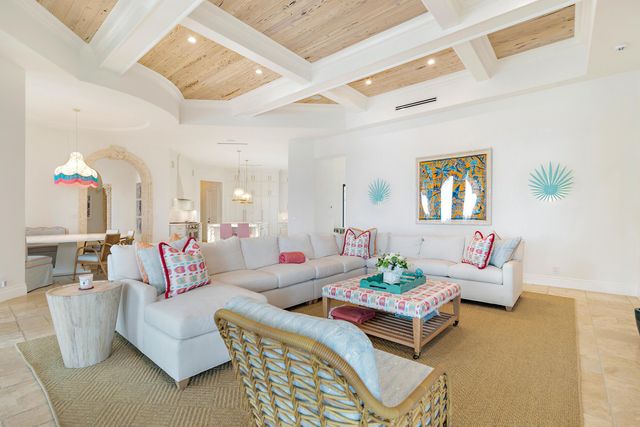 1520 Paslay Place, Manalapan, FL 33462