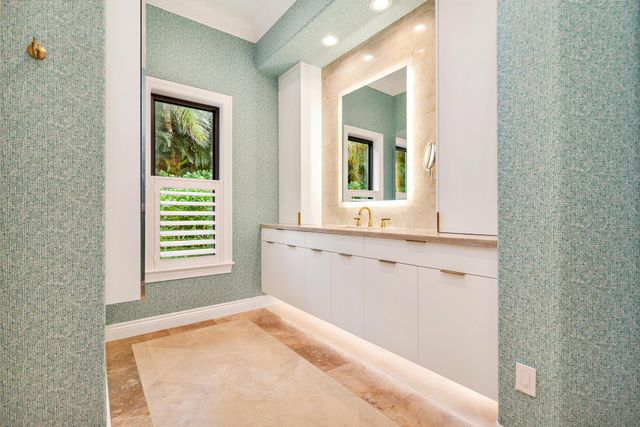 1520 Paslay Place, Manalapan, FL 33462