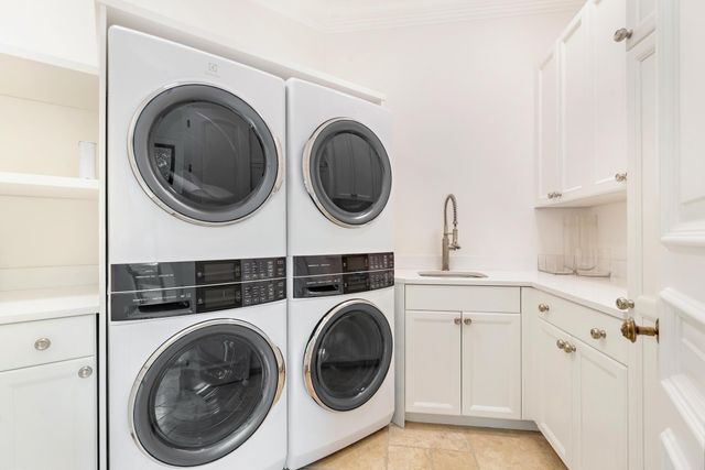 1520 Paslay Place, Manalapan, FL 33462