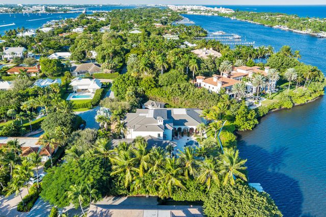 1520 Paslay Place, Manalapan, FL 33462