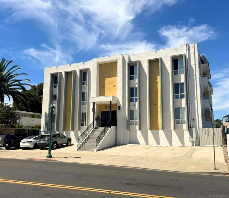 2470 C Street, San Diego, CA 92102 — exterior