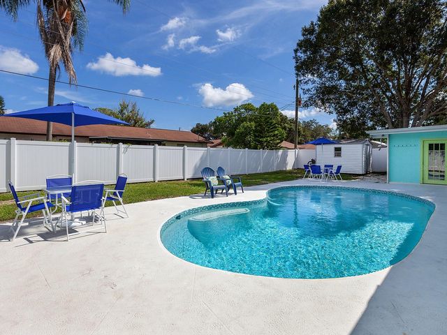 3049 WOOD STREET, Sarasota, FL 34237