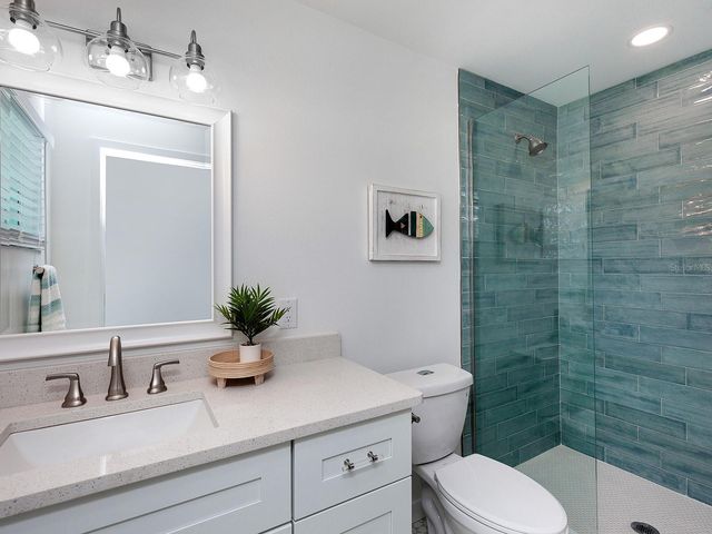 3049 WOOD STREET, Sarasota, FL 34237