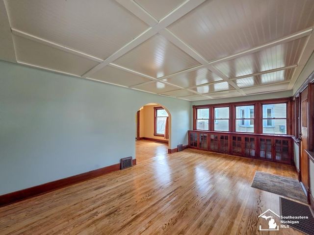 144 Godfroy Avenue, Monroe, MI 48162