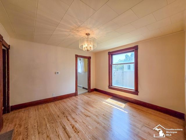 144 Godfroy Avenue, Monroe, MI 48162