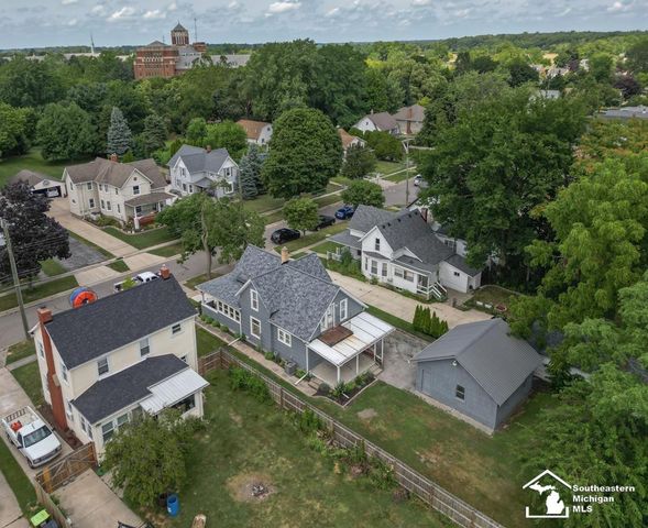 144 Godfroy Avenue, Monroe, MI 48162