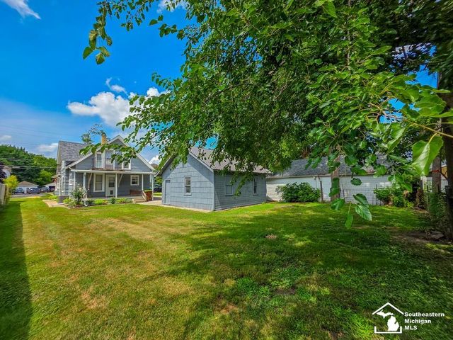 144 Godfroy Avenue, Monroe, MI 48162