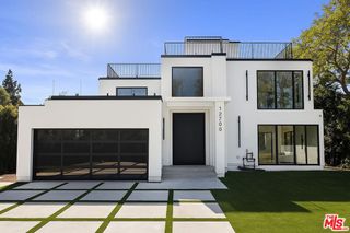 12700 Montana Avenue, Los Angeles, CA 90049