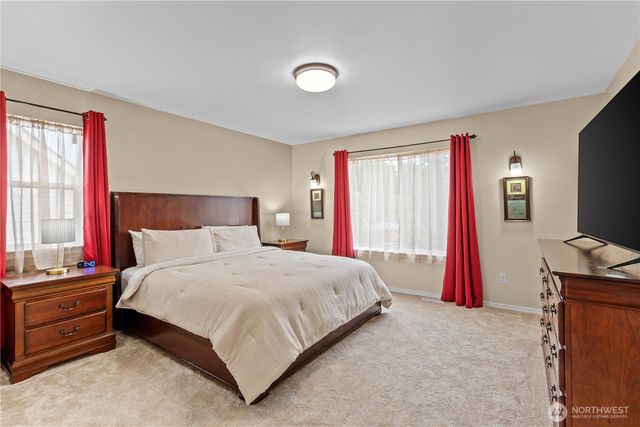 2372 S 284th Court, Federal Way, WA 98003