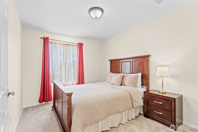 2372 S 284th Court, Federal Way, WA 98003