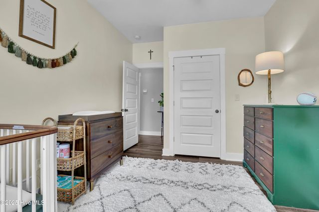 306 Holbrook Lane, Hubert, NC 28539