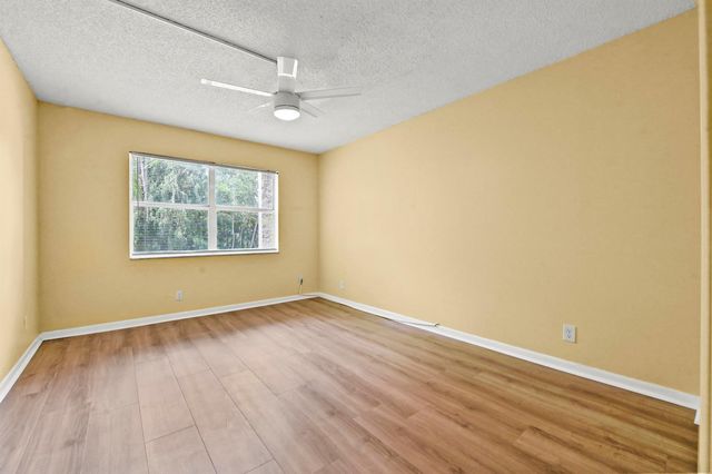 7020 Nova Drive 207d, Davie, FL 33317