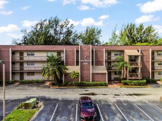 7020 Nova Drive 207d, Davie, FL 33317