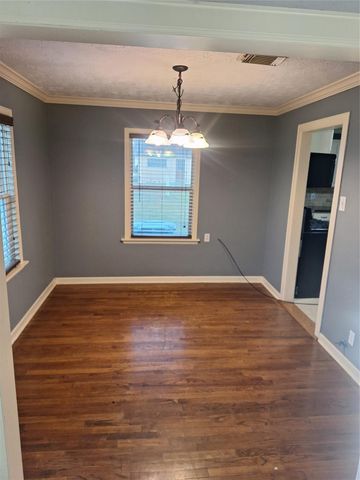 2043 Alta Vista Street, Houston, TX 77023