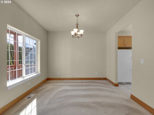 1989 HUCKLEBERRY Dr, Seaside, OR 97138