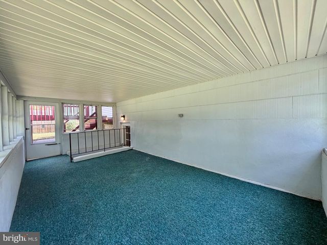 806 SUNSET DR, Somerdale, NJ 08083