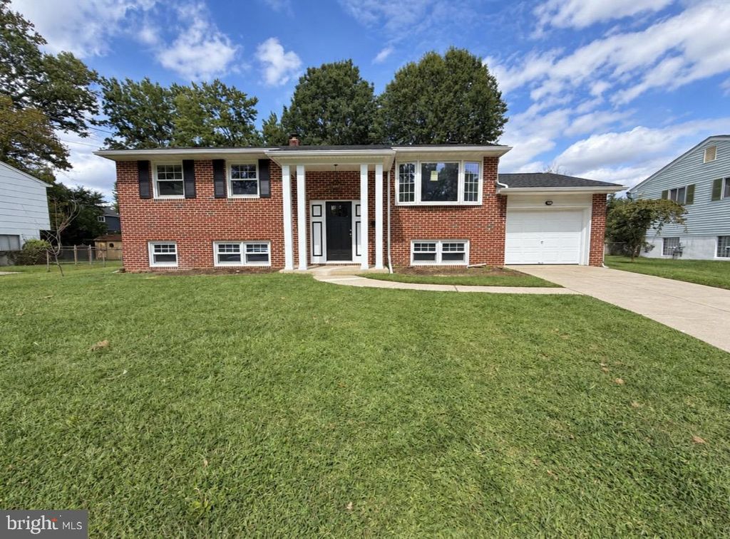 806 SUNSET DR, Somerdale, NJ 08083