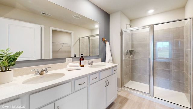 949 Hillside Place, Polk City, IA 50226