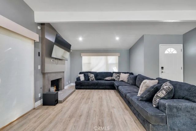 10122 Jovita Avenue, Chatsworth, CA 91311