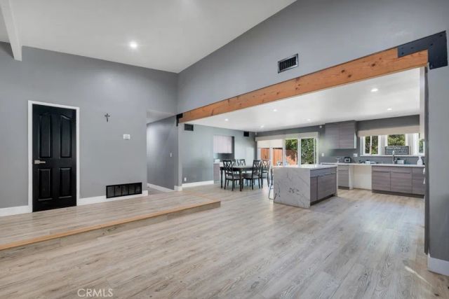 10122 Jovita Avenue, Chatsworth, CA 91311