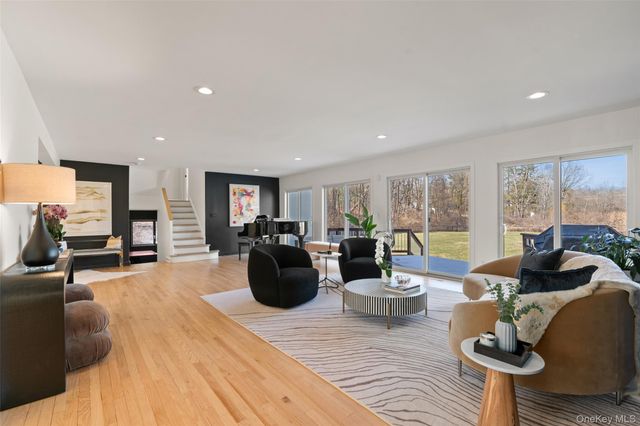 15 Haights Cross Road, Chappaqua, NY 10514