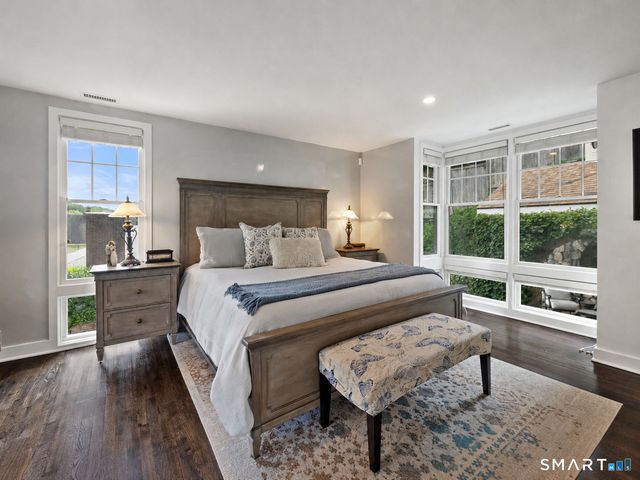 316 Valley Road, Greenwich, CT 06807