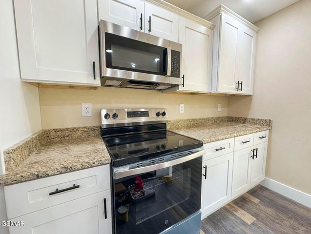 404 4 Winds Way, Jefferson City, TN 37760