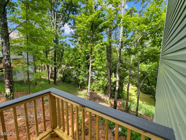 404 4 Winds Way, Jefferson City, TN 37760