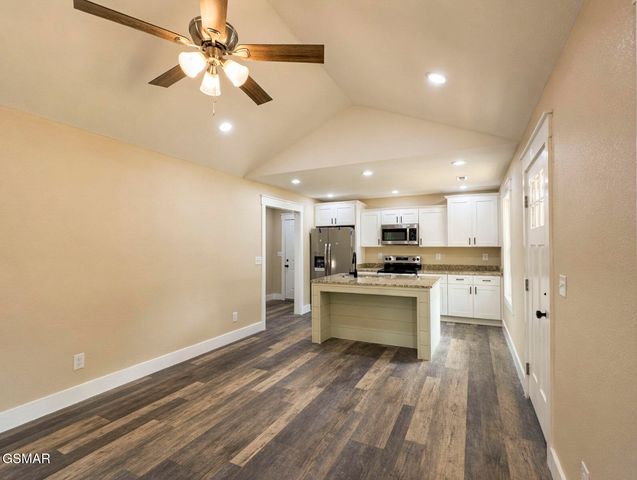 404 4 Winds Way, Jefferson City, TN 37760