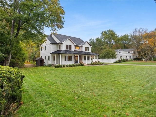 139 Newland St, Norton, MA 02766