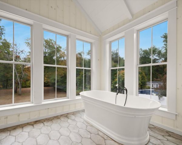 139 Newland St, Norton, MA 02766