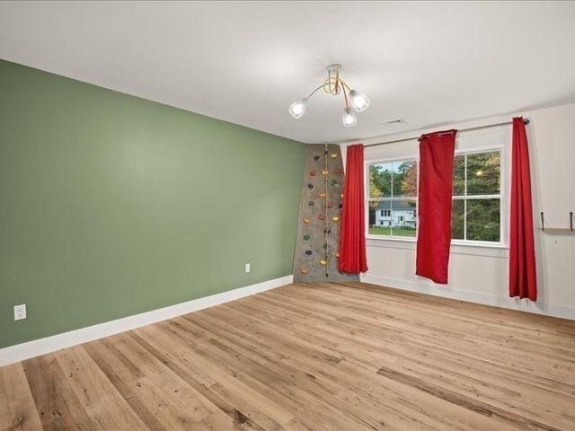 139 Newland St, Norton, MA 02766