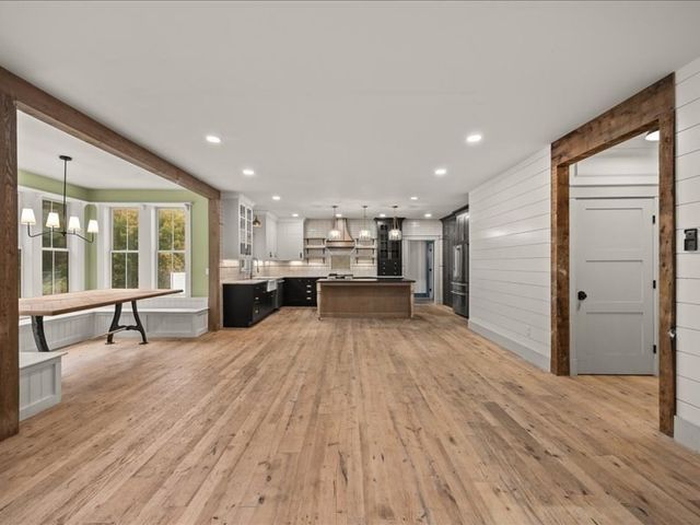 139 Newland St, Norton, MA 02766