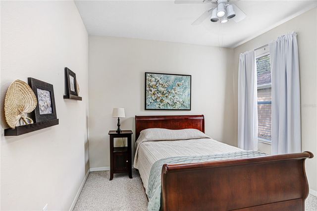 5622 OSPREY PARK PLACE, Lithia, FL 33547