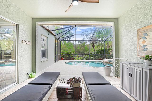 5622 OSPREY PARK PLACE, Lithia, FL 33547