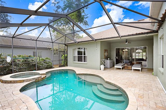 5622 OSPREY PARK PLACE, Lithia, FL 33547