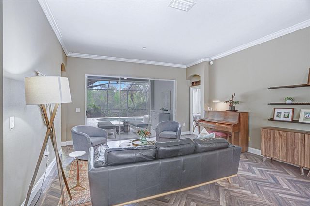 5622 OSPREY PARK PLACE, Lithia, FL 33547