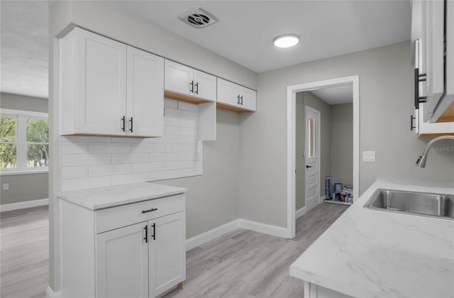 8 S OSCEOLA STREET, Beverly Hills, FL 34465