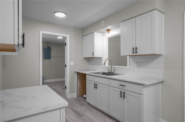 8 S OSCEOLA STREET, Beverly Hills, FL 34465