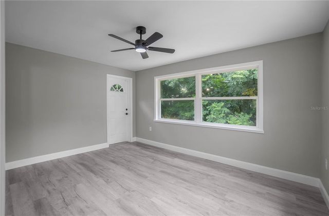 8 S OSCEOLA STREET, Beverly Hills, FL 34465