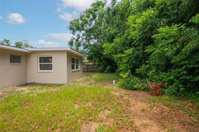8 S OSCEOLA STREET, Beverly Hills, FL 34465