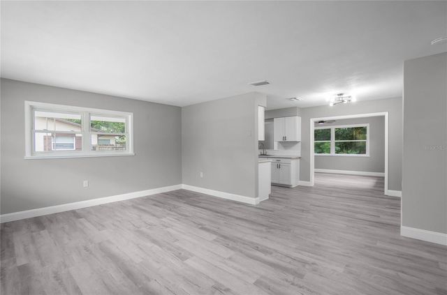 8 S OSCEOLA STREET, Beverly Hills, FL 34465