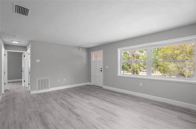 8 S OSCEOLA STREET, Beverly Hills, FL 34465