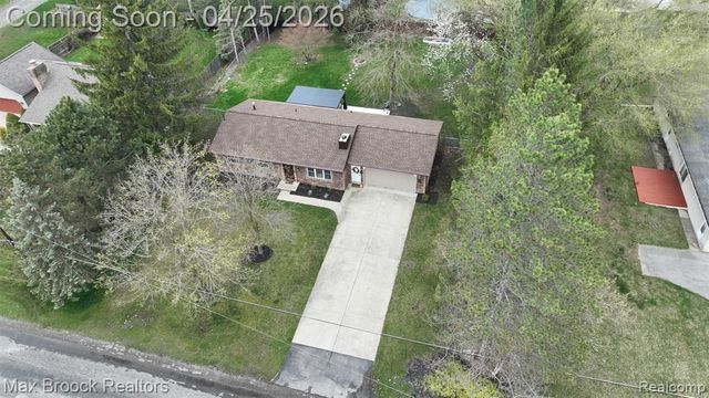 8040 Garwood Drive, Saginaw, MI 48609