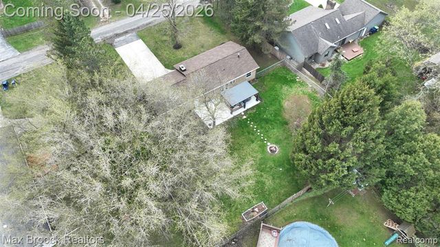 8040 Garwood Drive, Saginaw, MI 48609