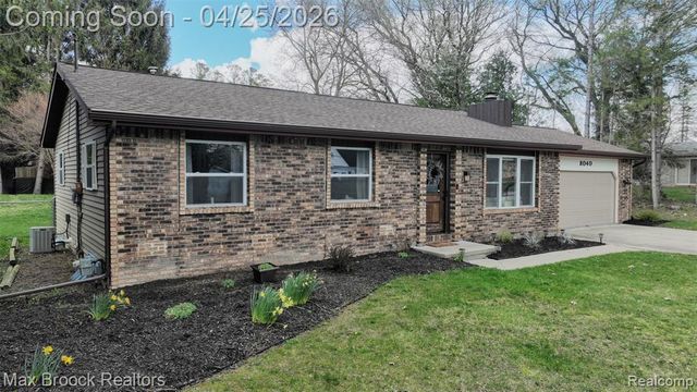 8040 Garwood Drive, Saginaw, MI 48609