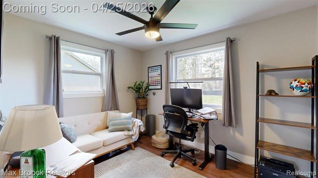 8040 Garwood Drive, Saginaw, MI 48609
