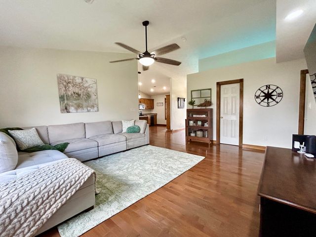 266 Hidden Loop Drive, Somerset, KY 42503