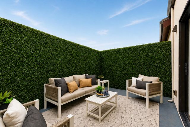 908 woodside, Redwood City, CA 94061